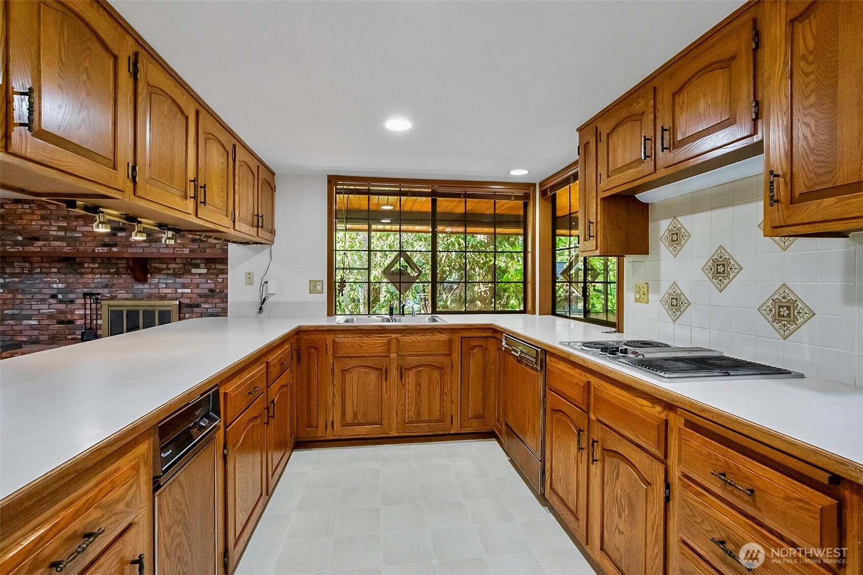14216 26th Court Property Photo 9