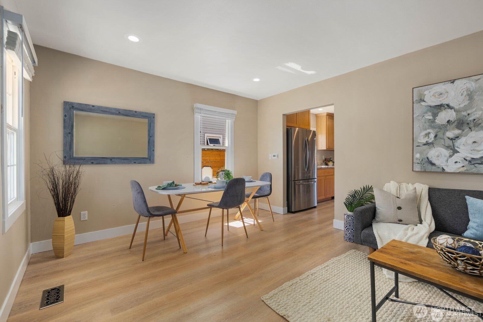 6622 S Warner Street Property Photo 8