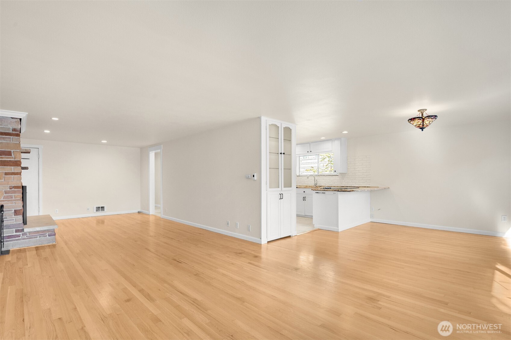 9515 Linden Avenue Property Photo 16