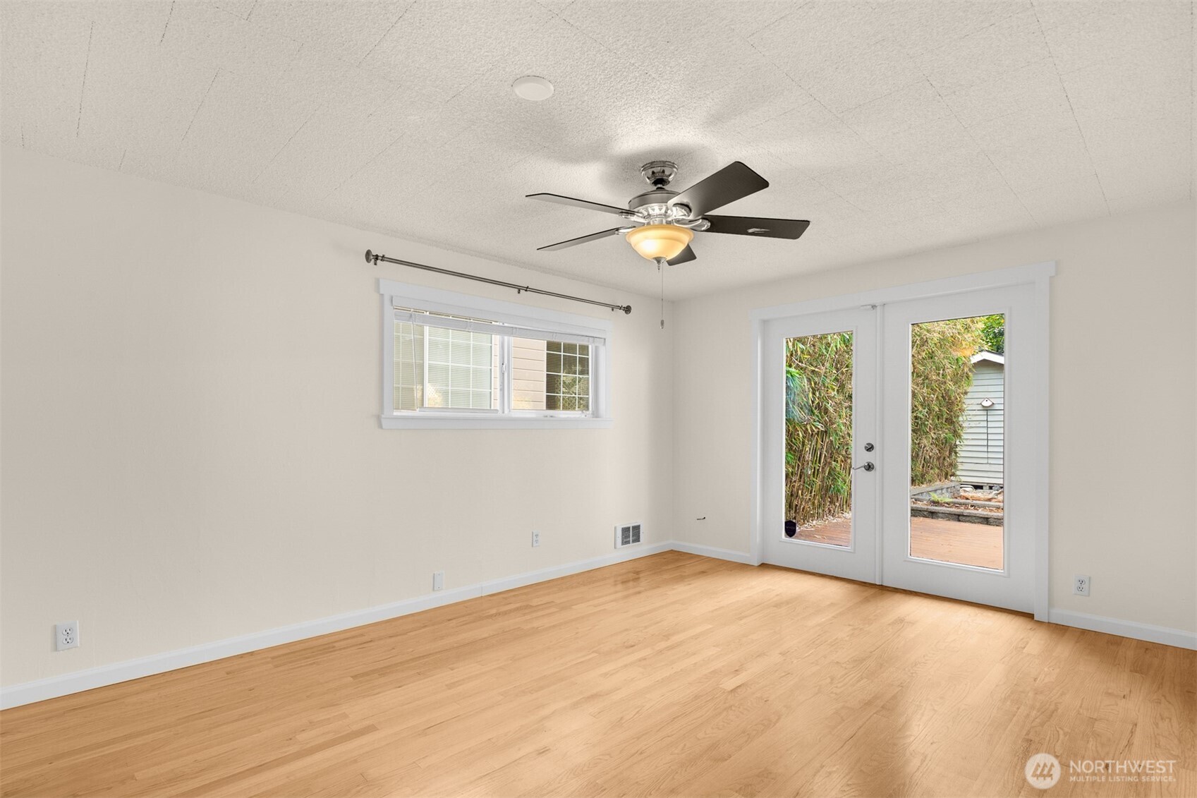 9515 Linden Avenue Property Photo 22