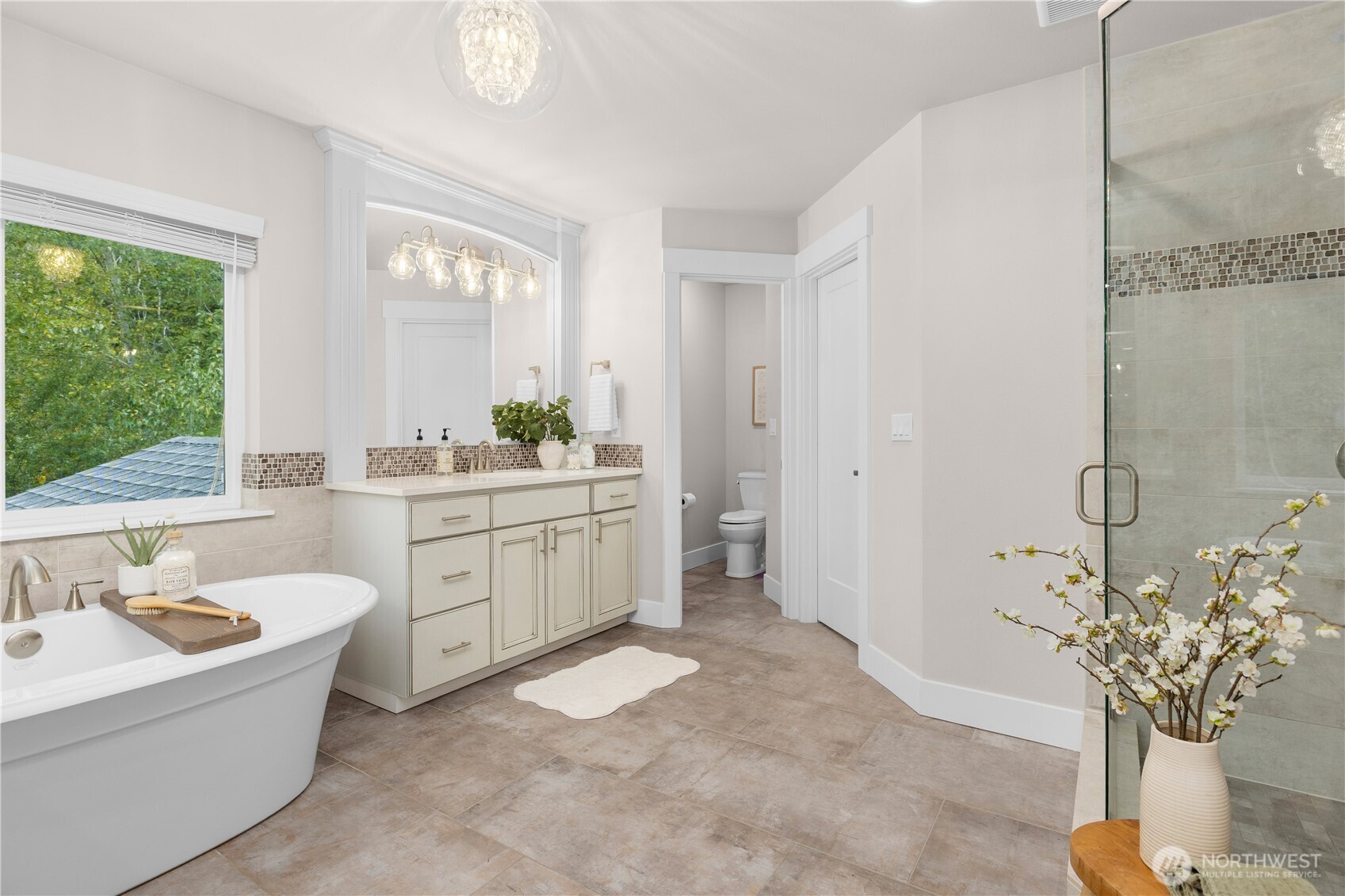6323 62nd Street Property Photo 17