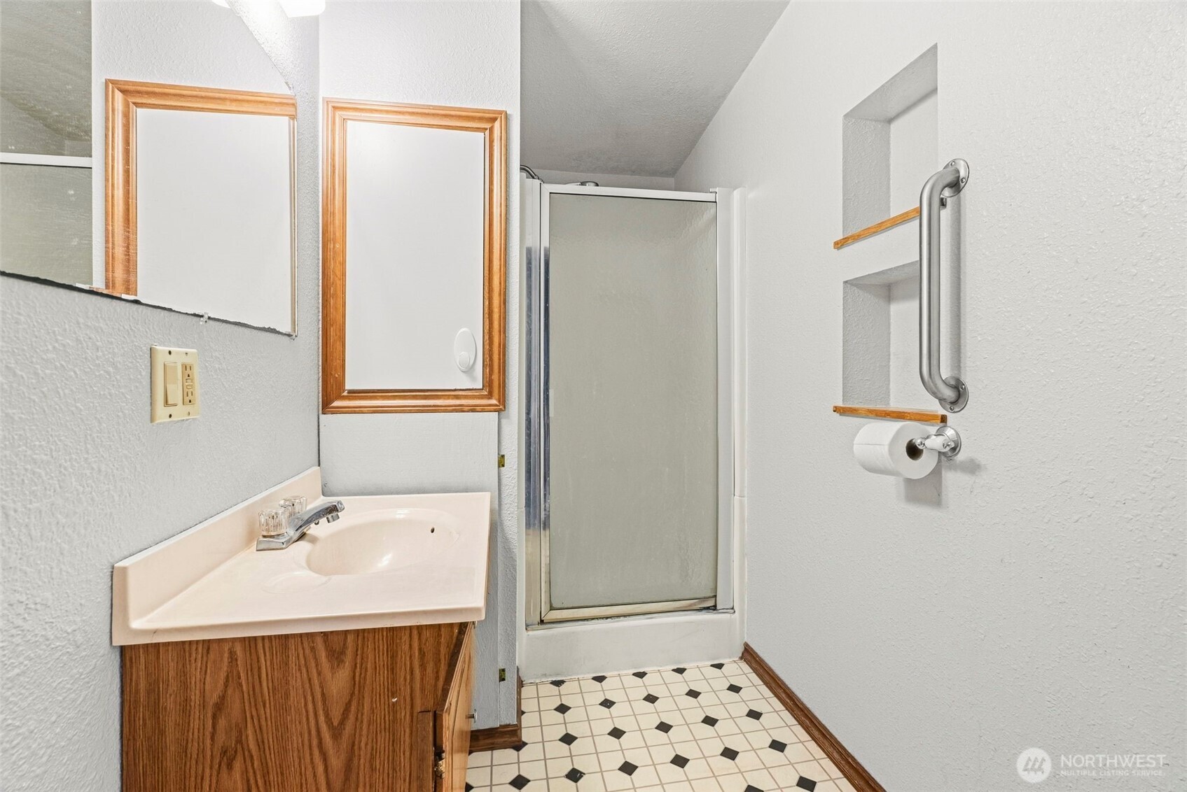 2535 30th Avenue Property Photo 16
