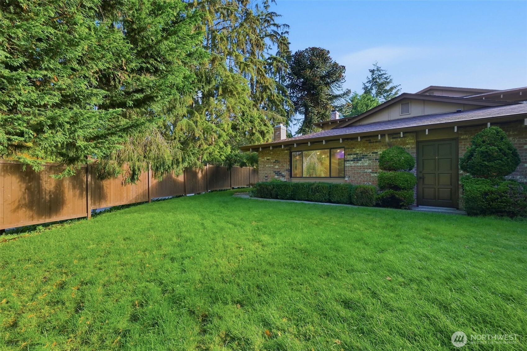 2802 Garden Court A Property Photo 2