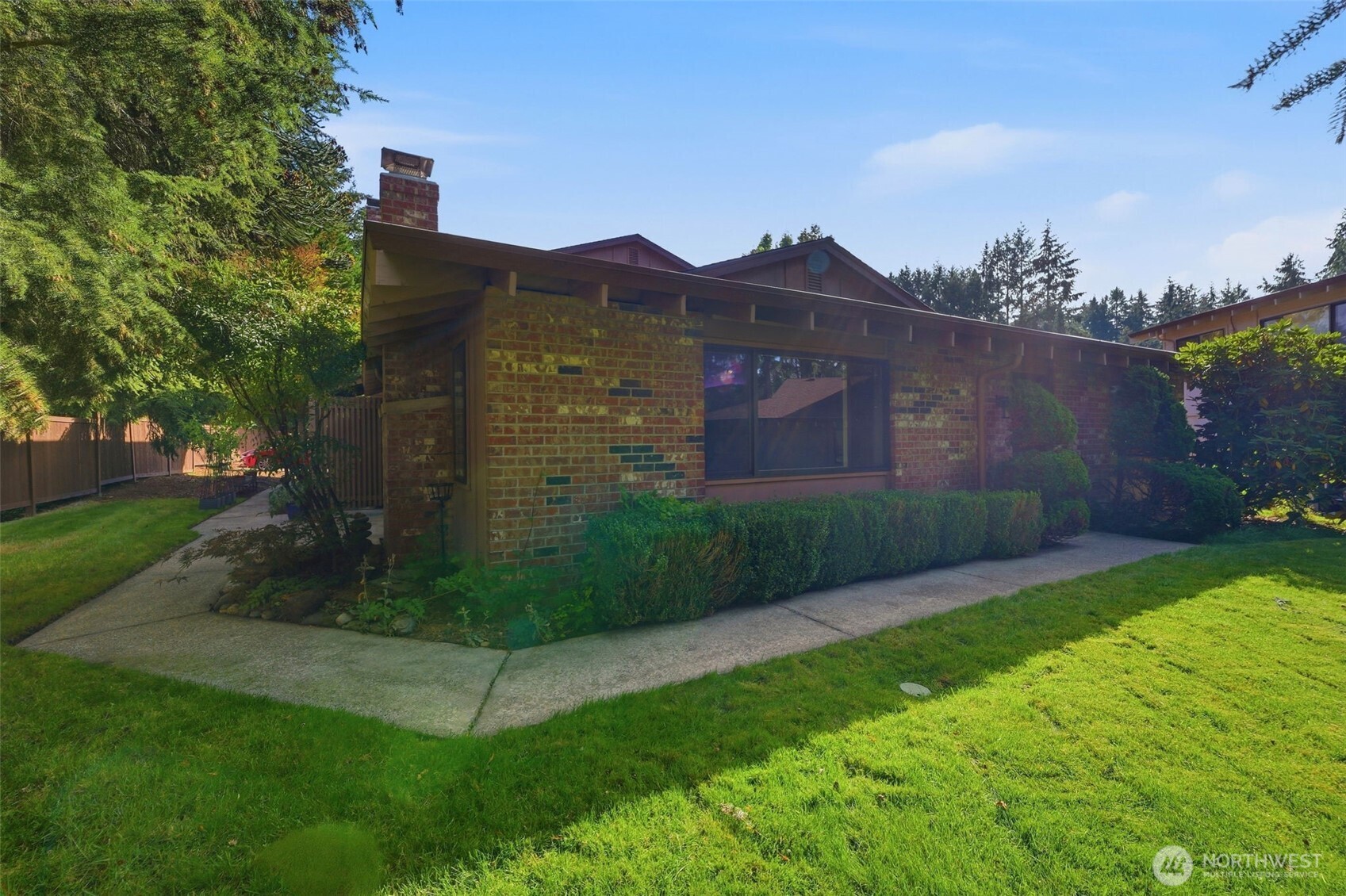 2802 Garden Court A Property Photo 2