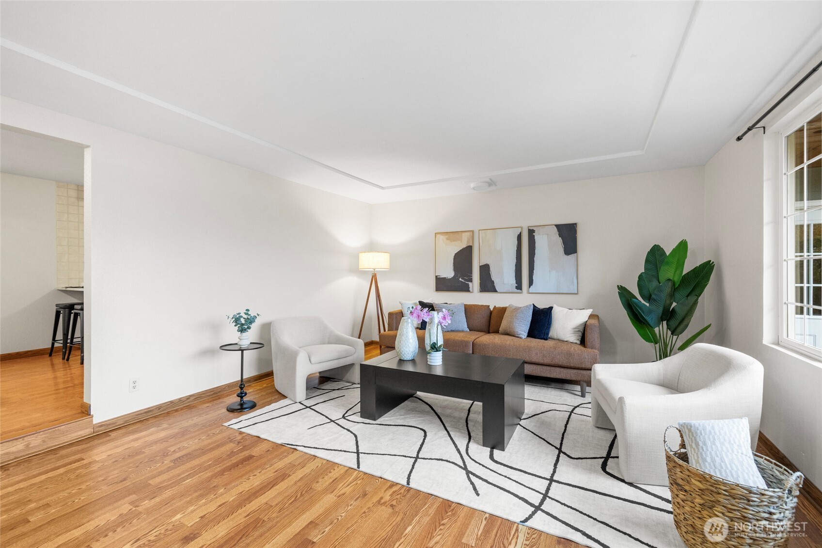 18727 Fishermans Loop Property Photo 7