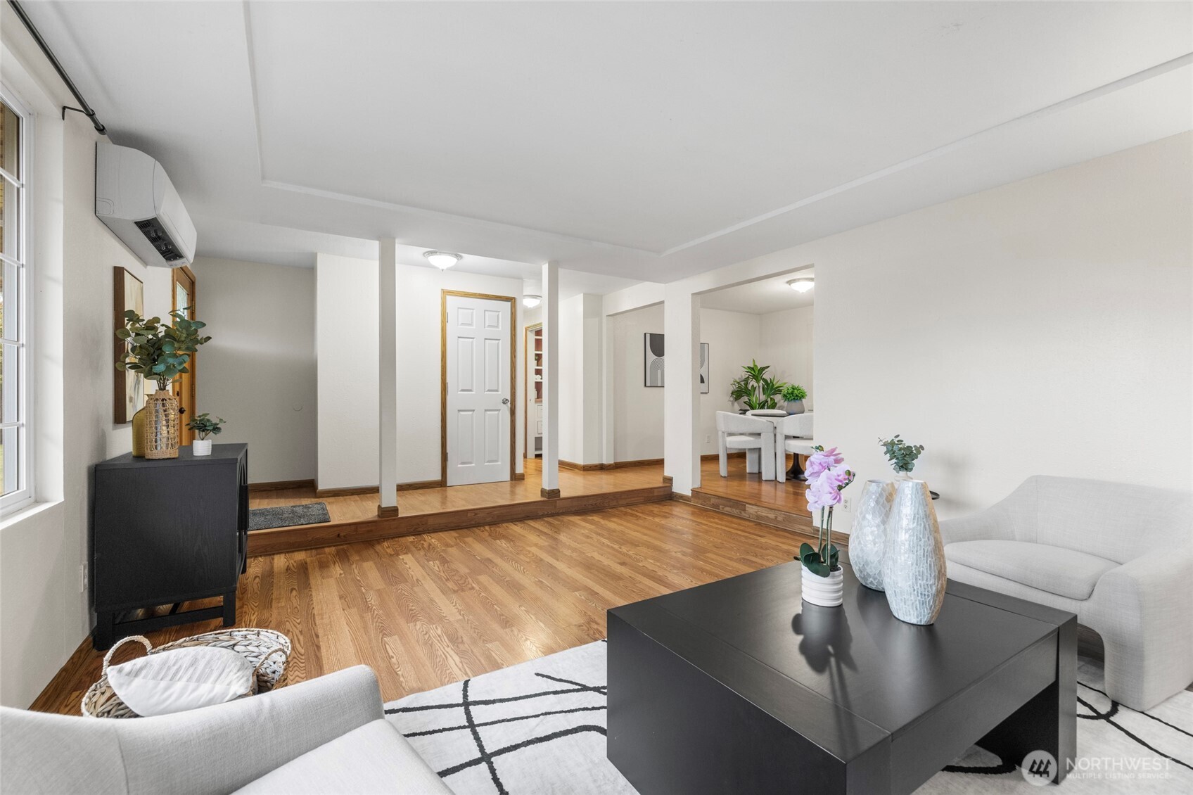 18727 Fishermans Loop Property Photo 10