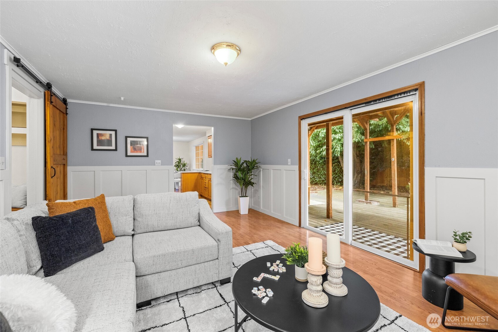 18727 Fishermans Loop Property Photo 21