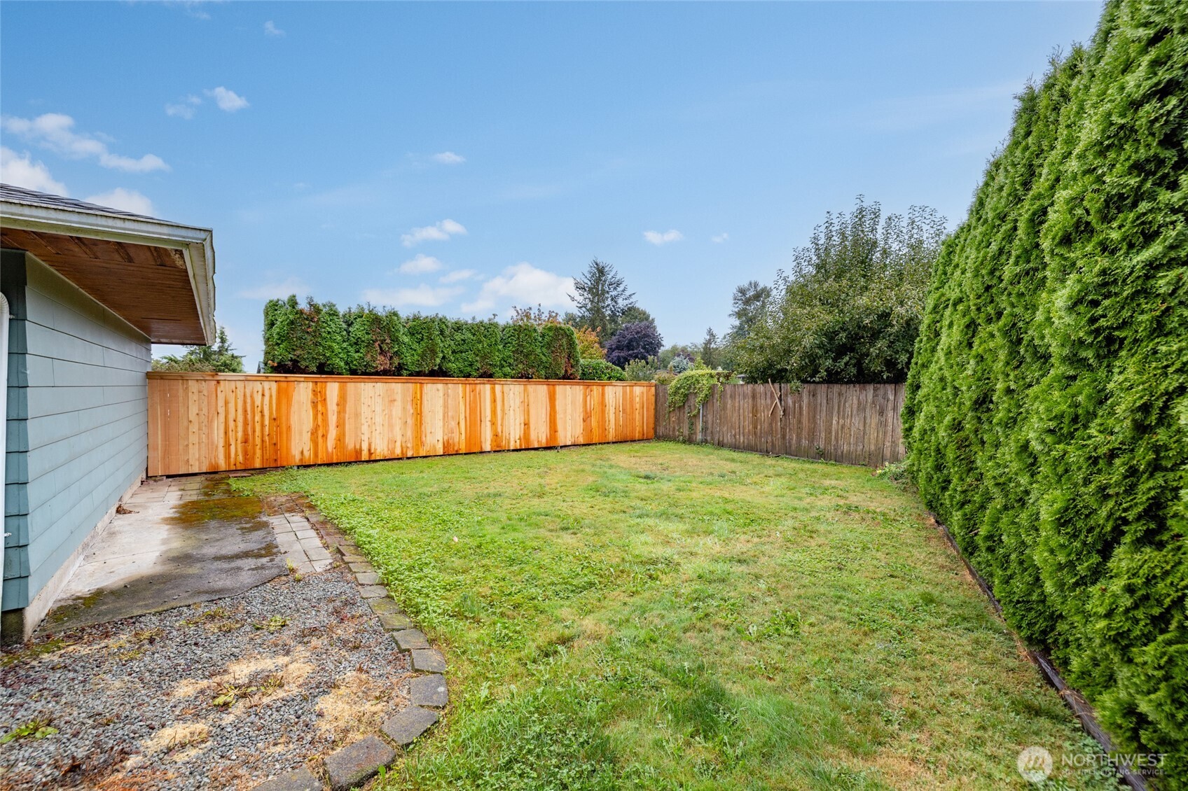 18727 Fishermans Loop Property Photo 36