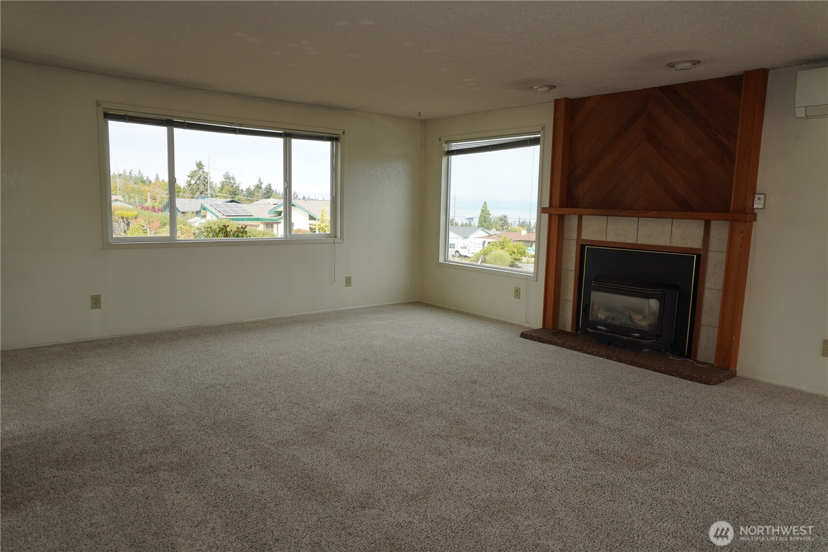 711 Christman Place Property Photo 2
