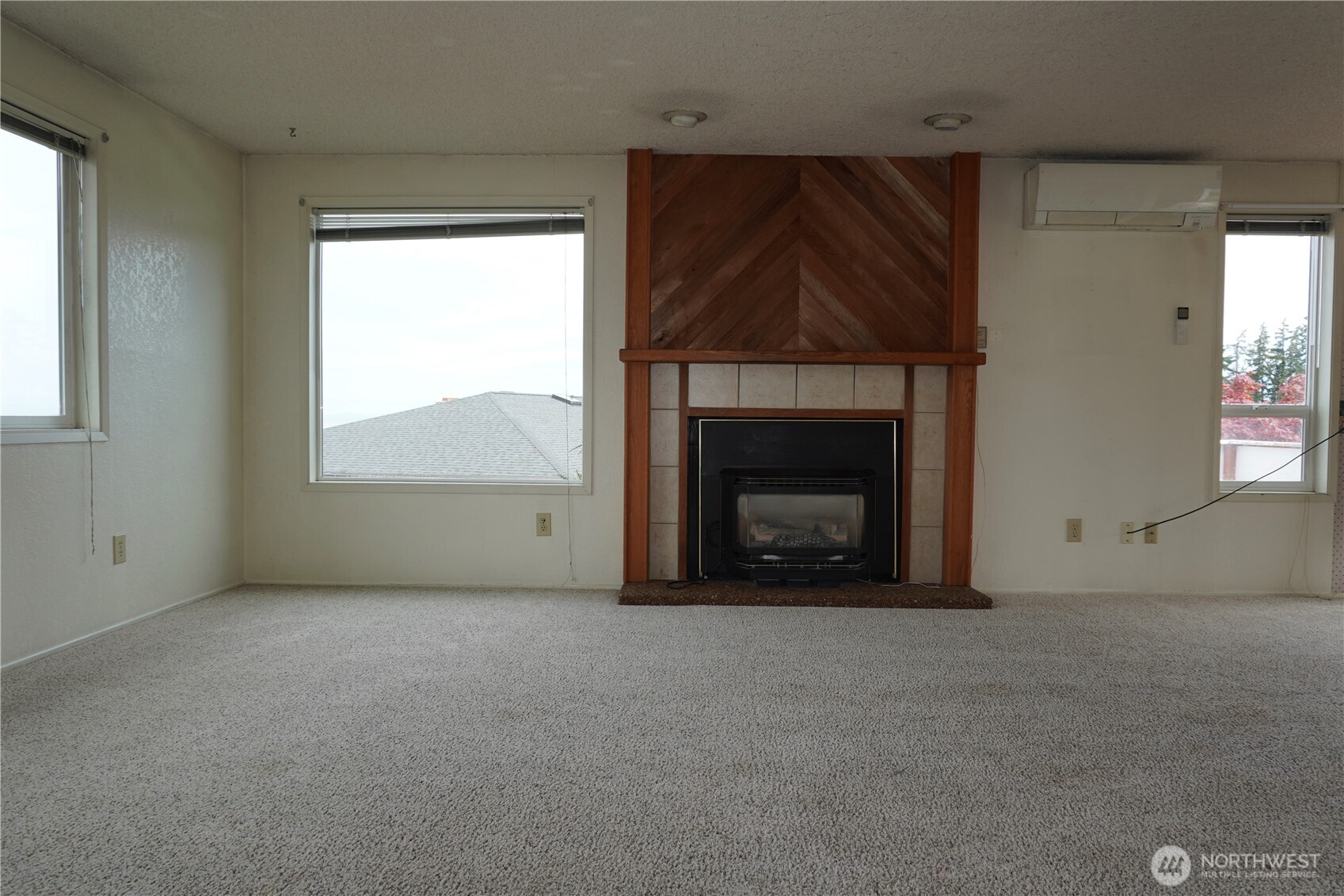 711 Christman Place Property Photo 3