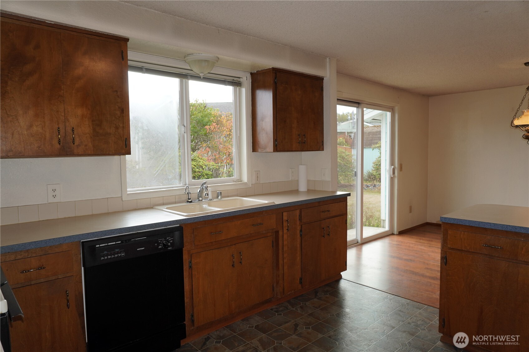 711 Christman Place Property Photo 7