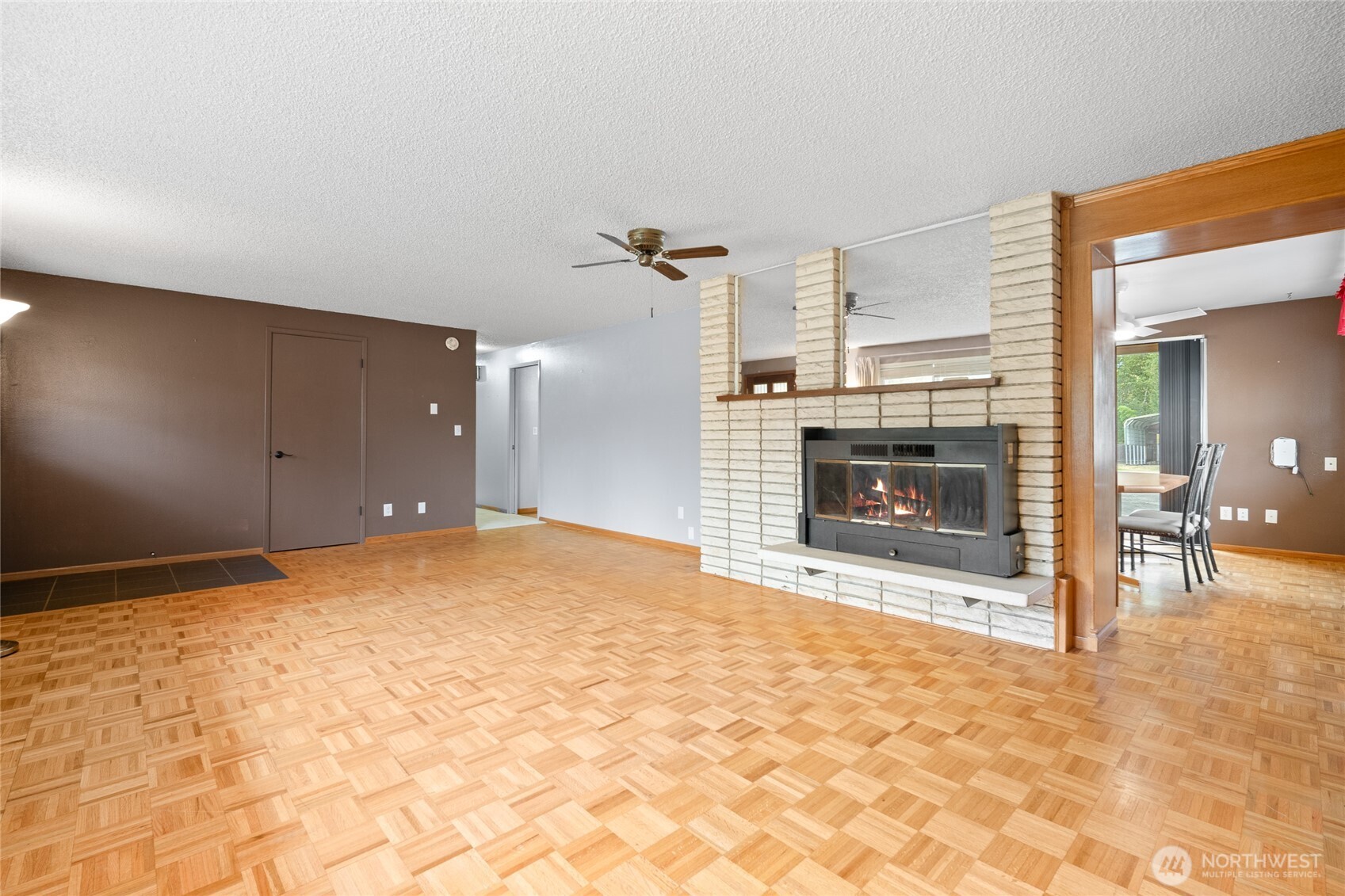 1605 126th Street Property Photo 3