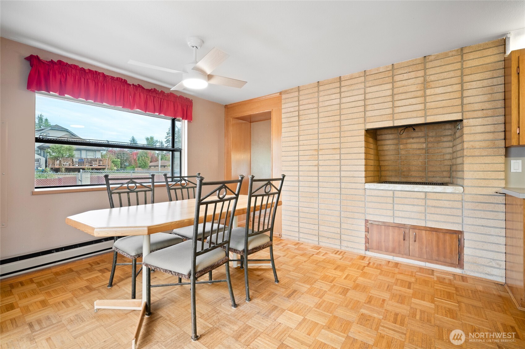 1605 126th Street Property Photo 6