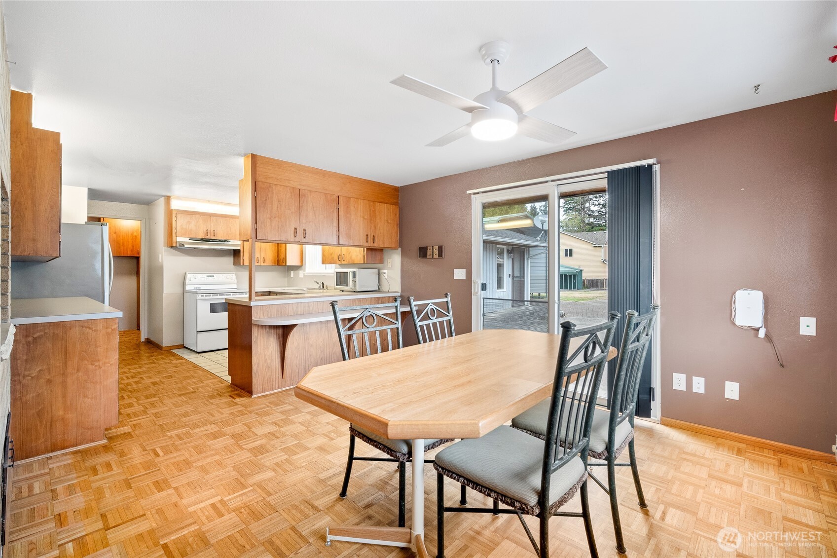 1605 126th Street Property Photo 7