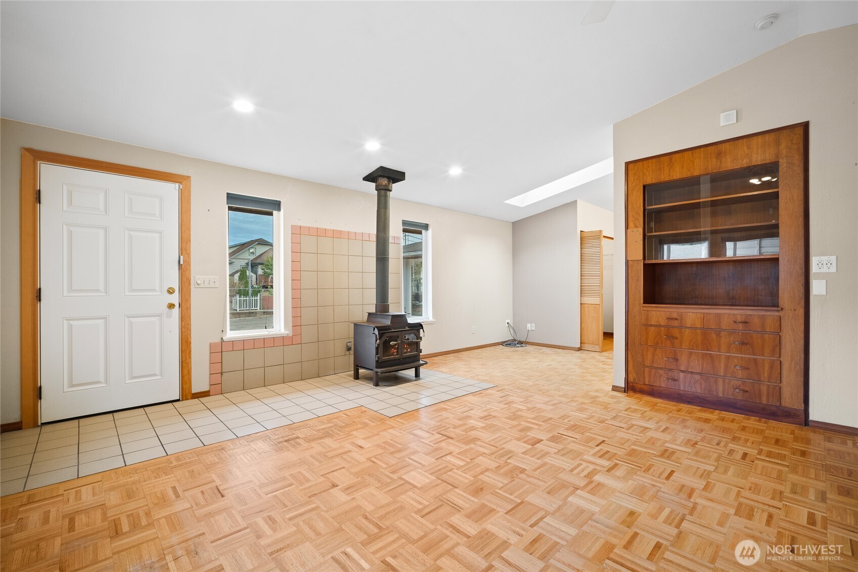 1605 126th Street Property Photo 9