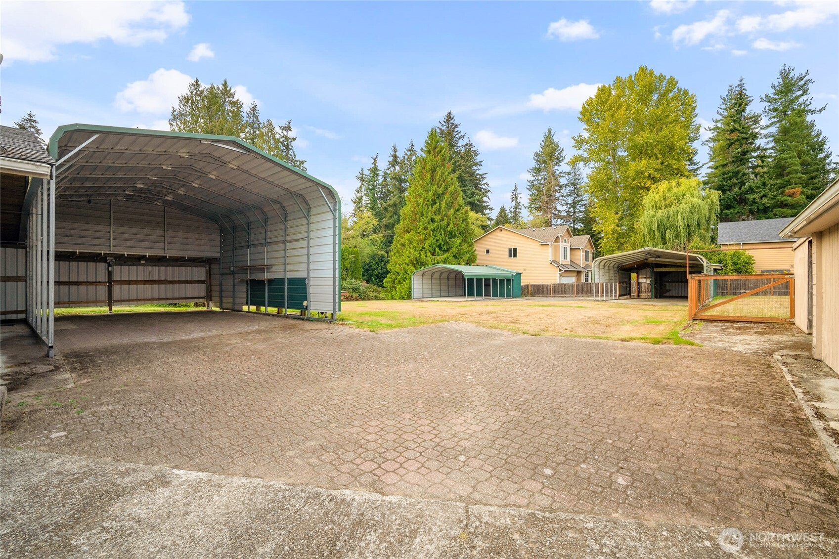 1605 126th Street Property Photo 26