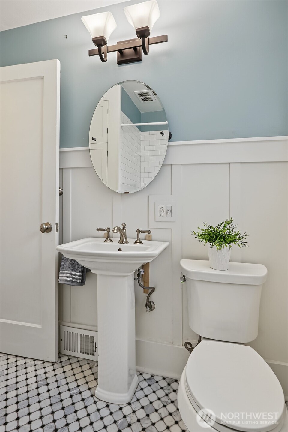 9508 Mary Avenue Property Photo 22
