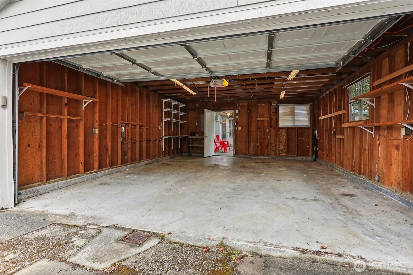 9508 Mary Avenue Property Photo 32