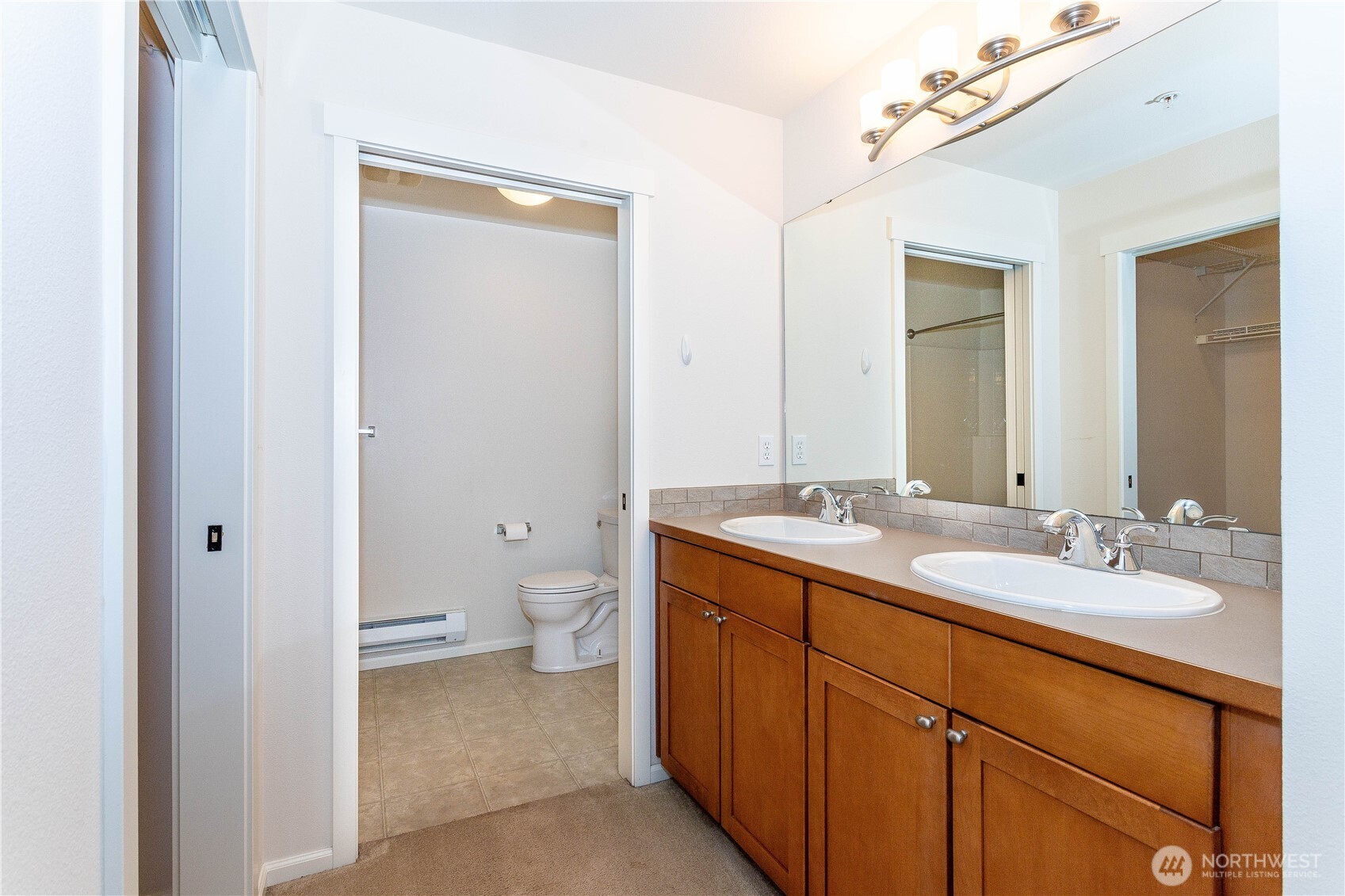 21240 40th Place Unit B Property Photo 12