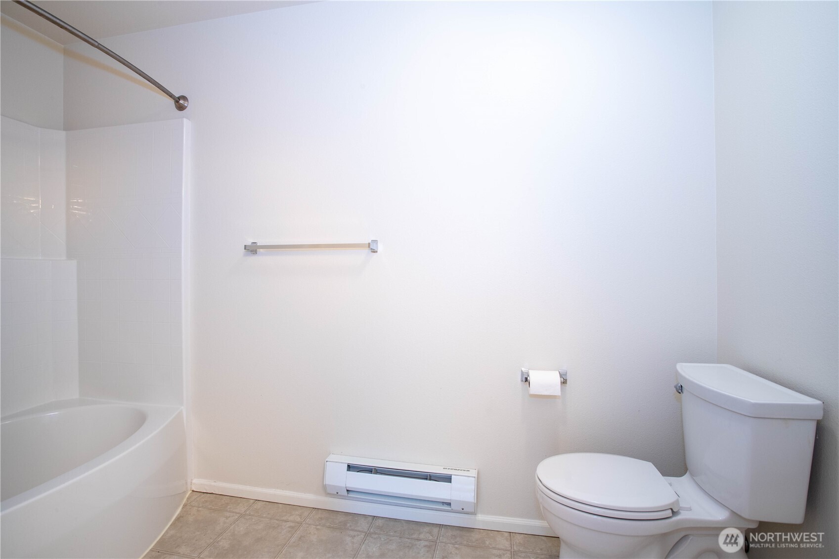 21240 40th Place Unit B Property Photo 13