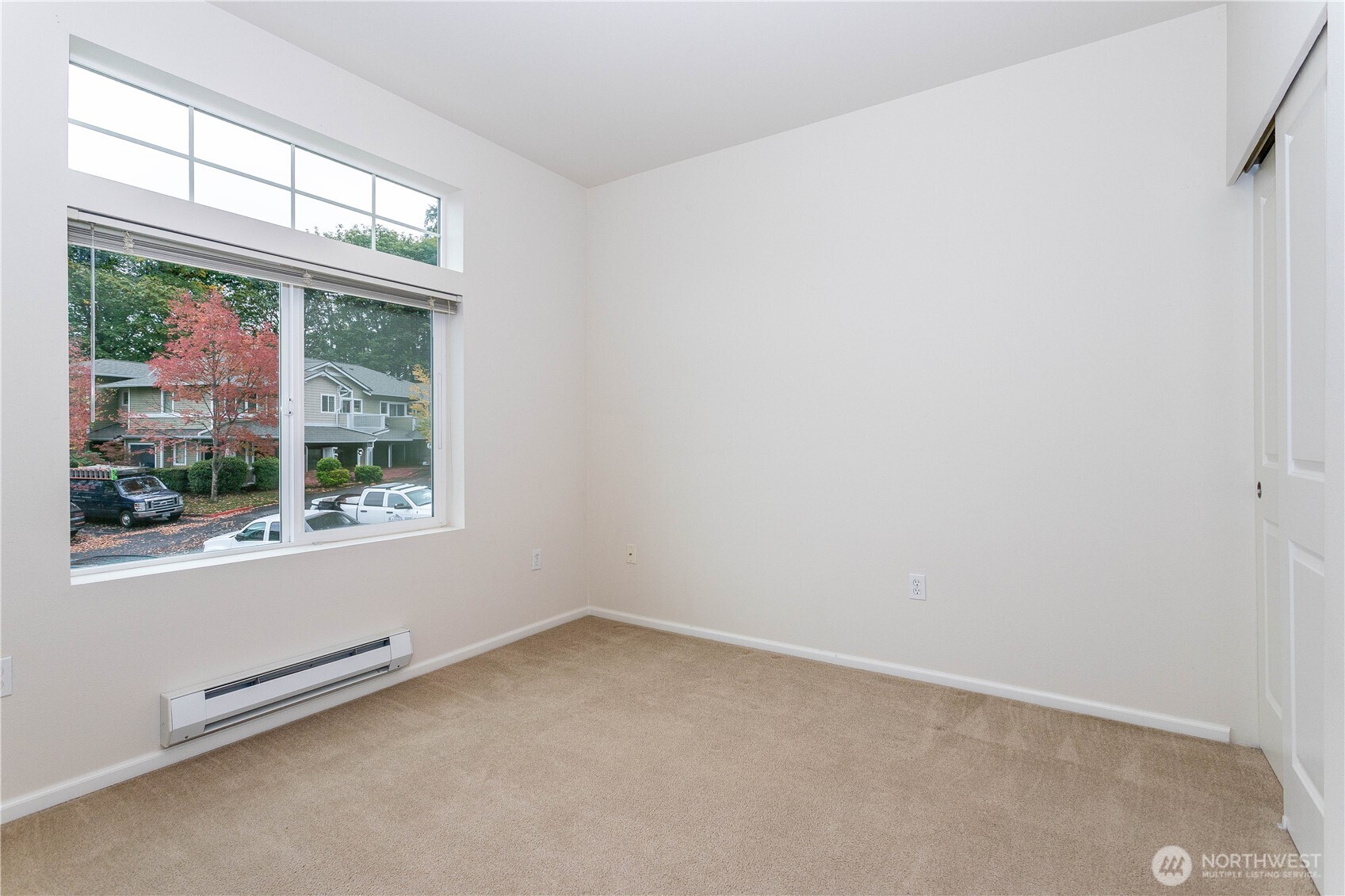 21240 40th Place Unit B Property Photo 14