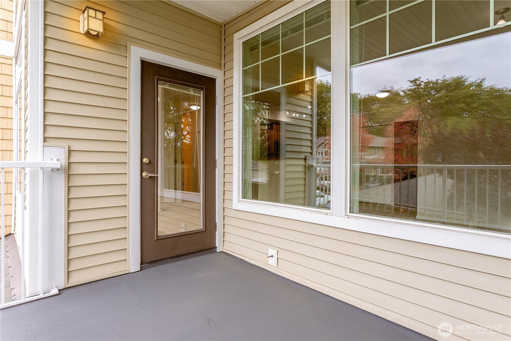 21240 40th Place Unit B Property Photo 18