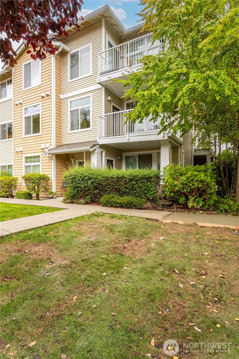 21240 40th Place Unit B Property Photo 23