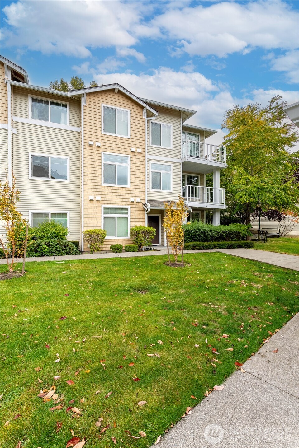 21240 40th Place Unit B Property Photo 25