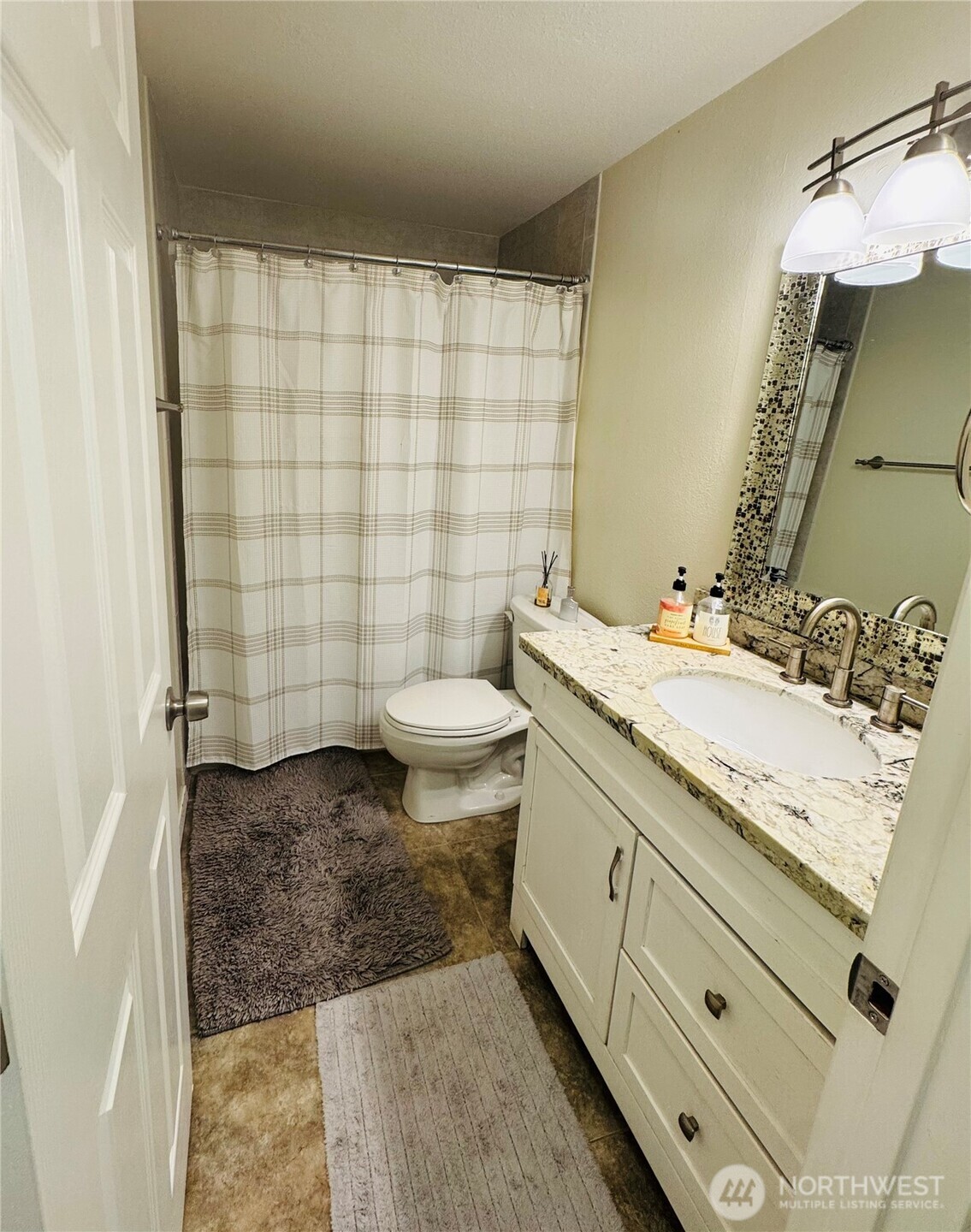 15609 Ne 18th St D104 Property Photo 14