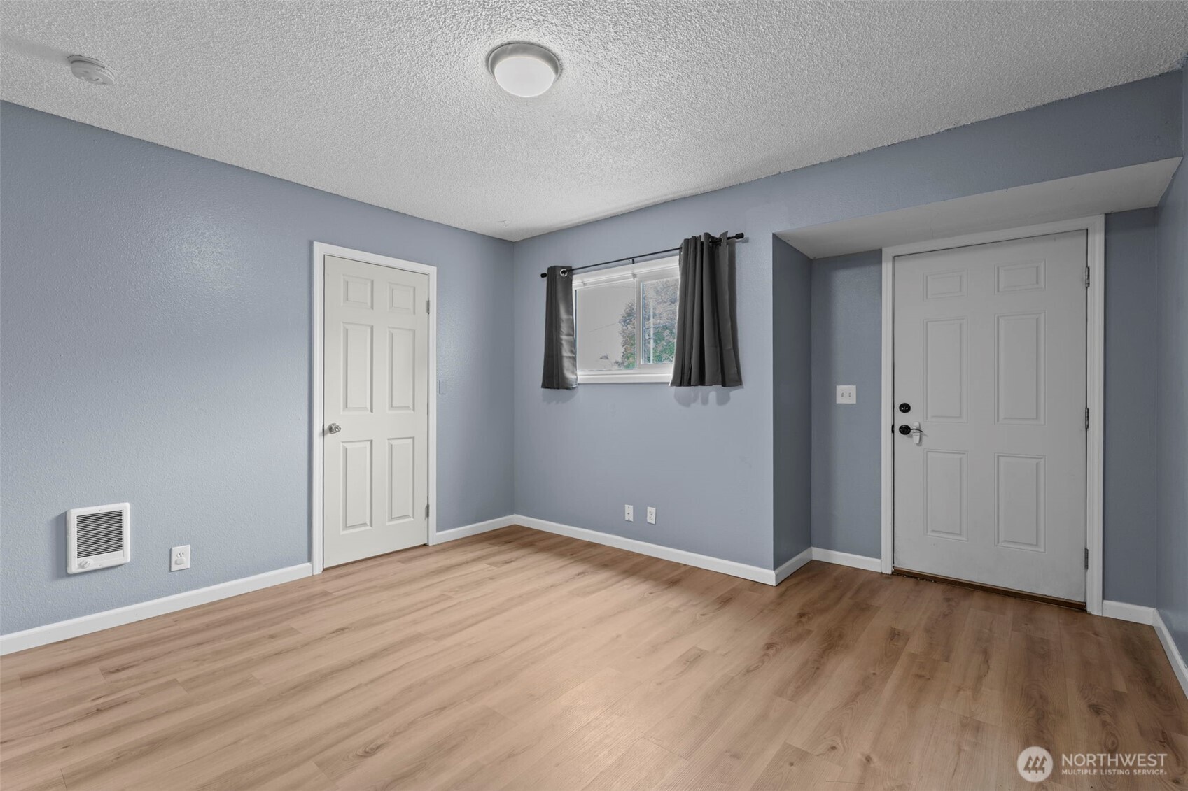 1102 Cowlitz Way Property Photo 5