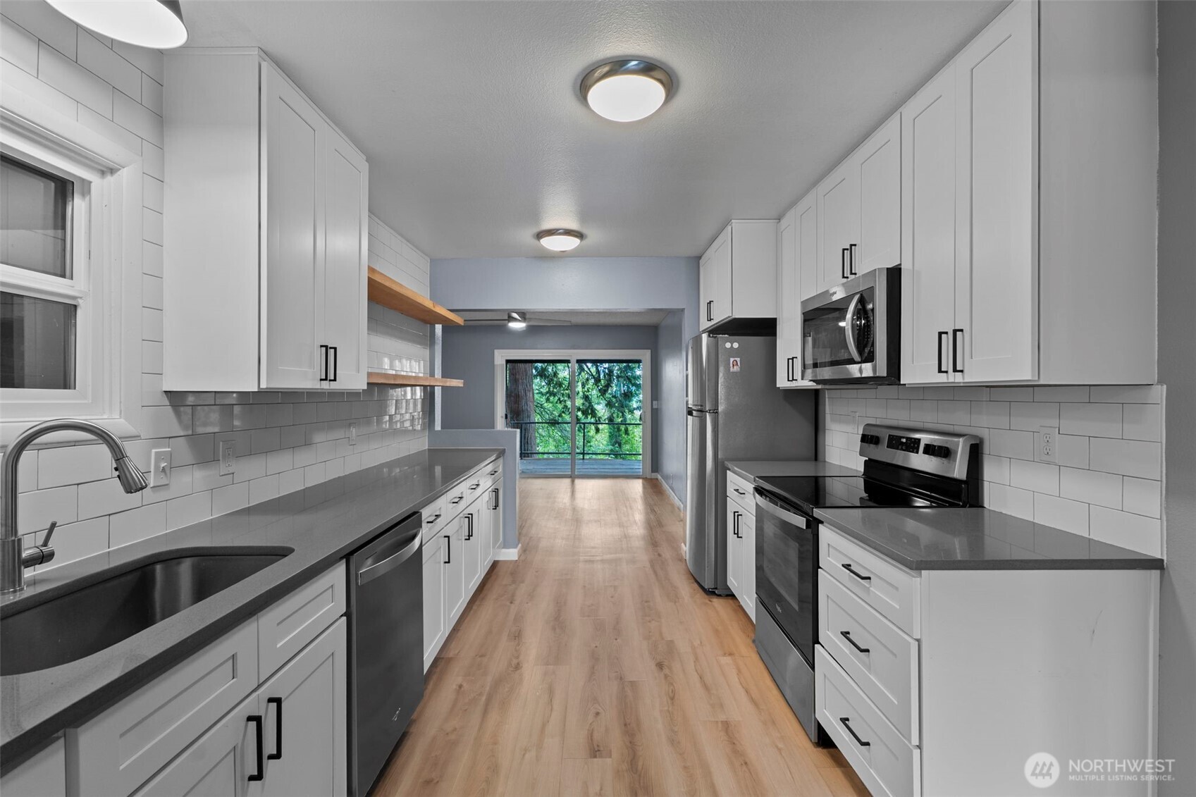 1102 Cowlitz Way Property Photo 12