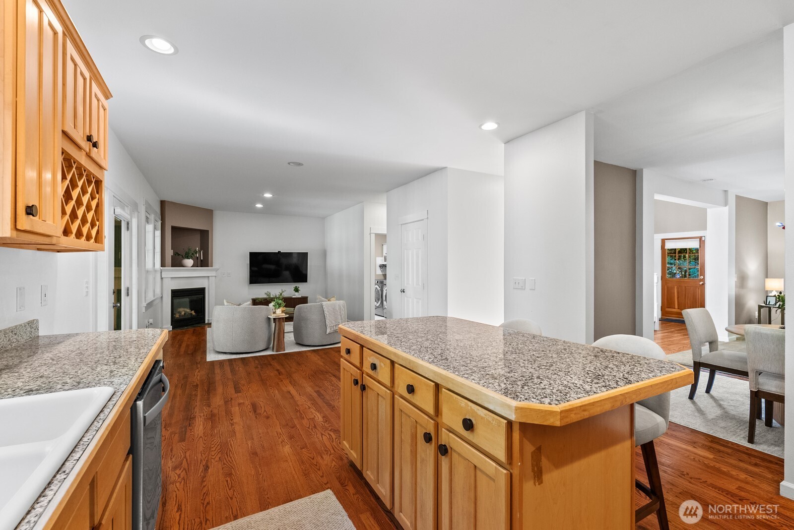 10220 Ne Yaquina Avenue Property Photo 17