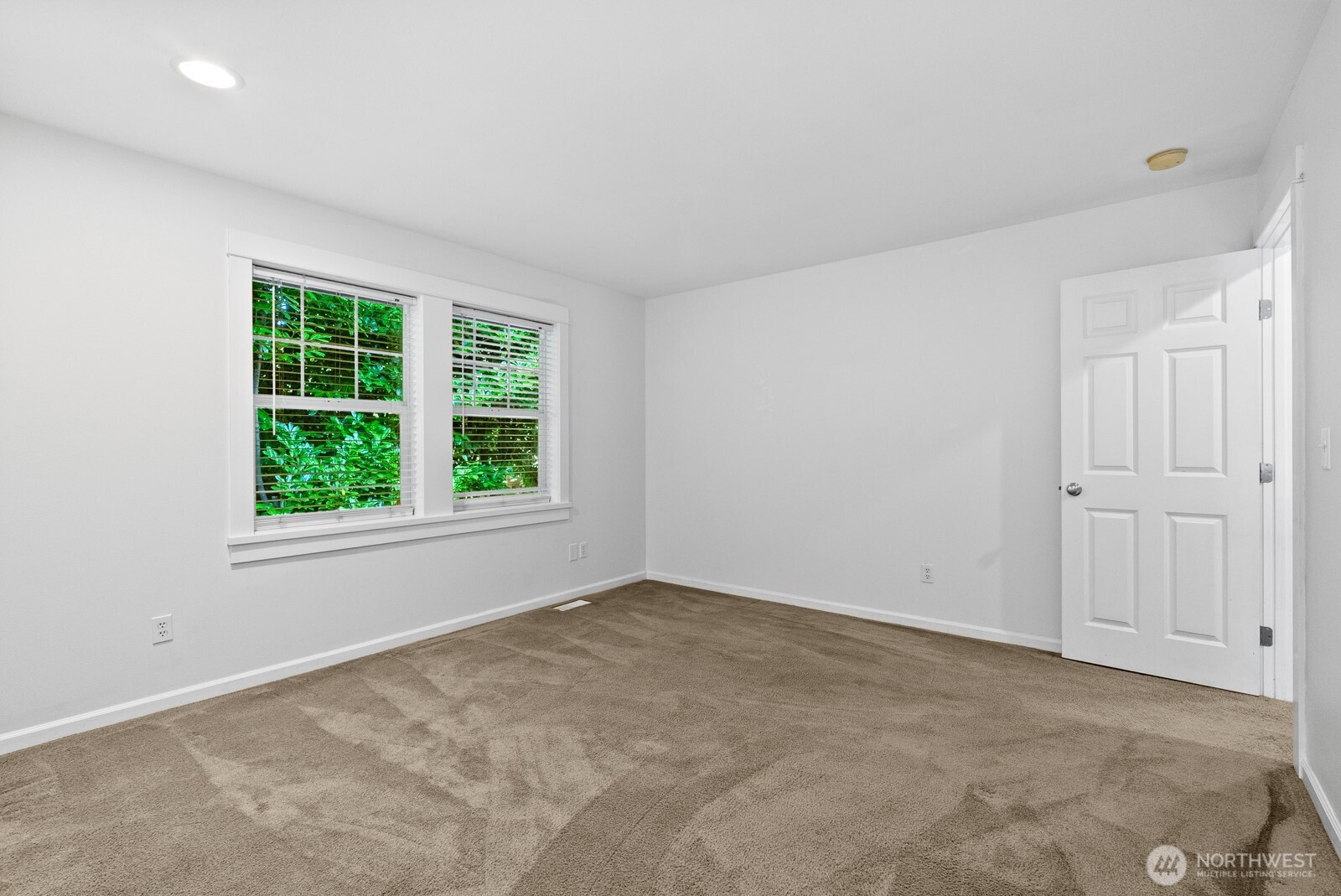 10220 Ne Yaquina Avenue Property Photo 27