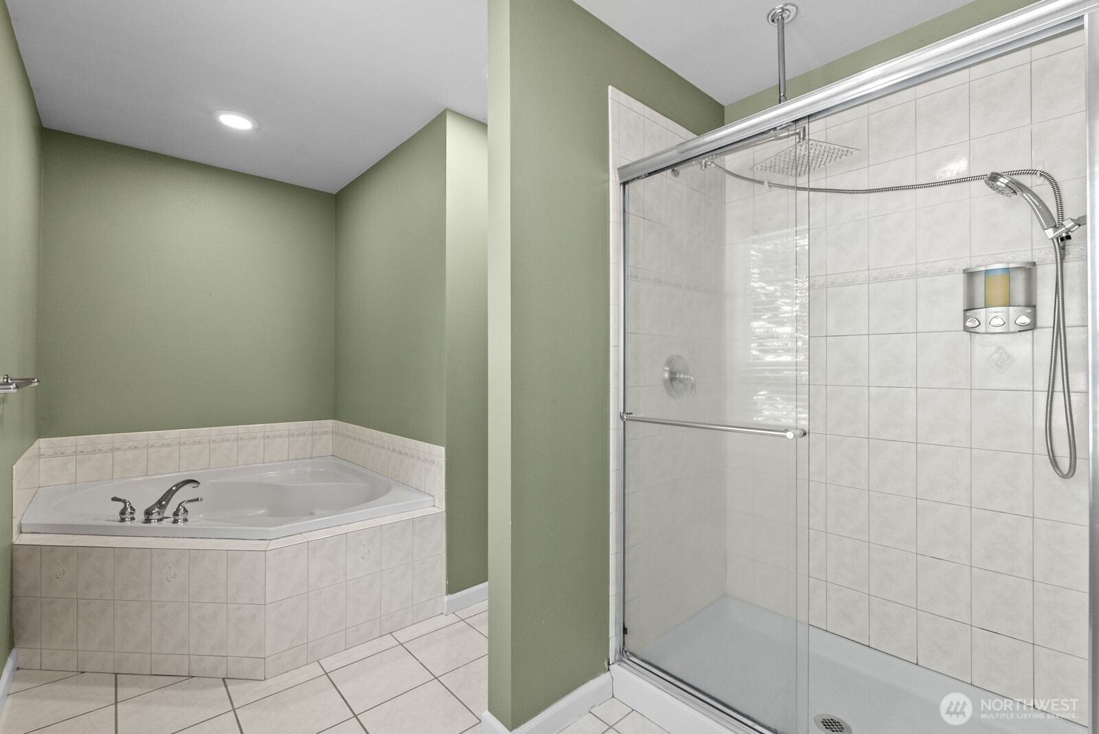 10220 Ne Yaquina Avenue Property Photo 33