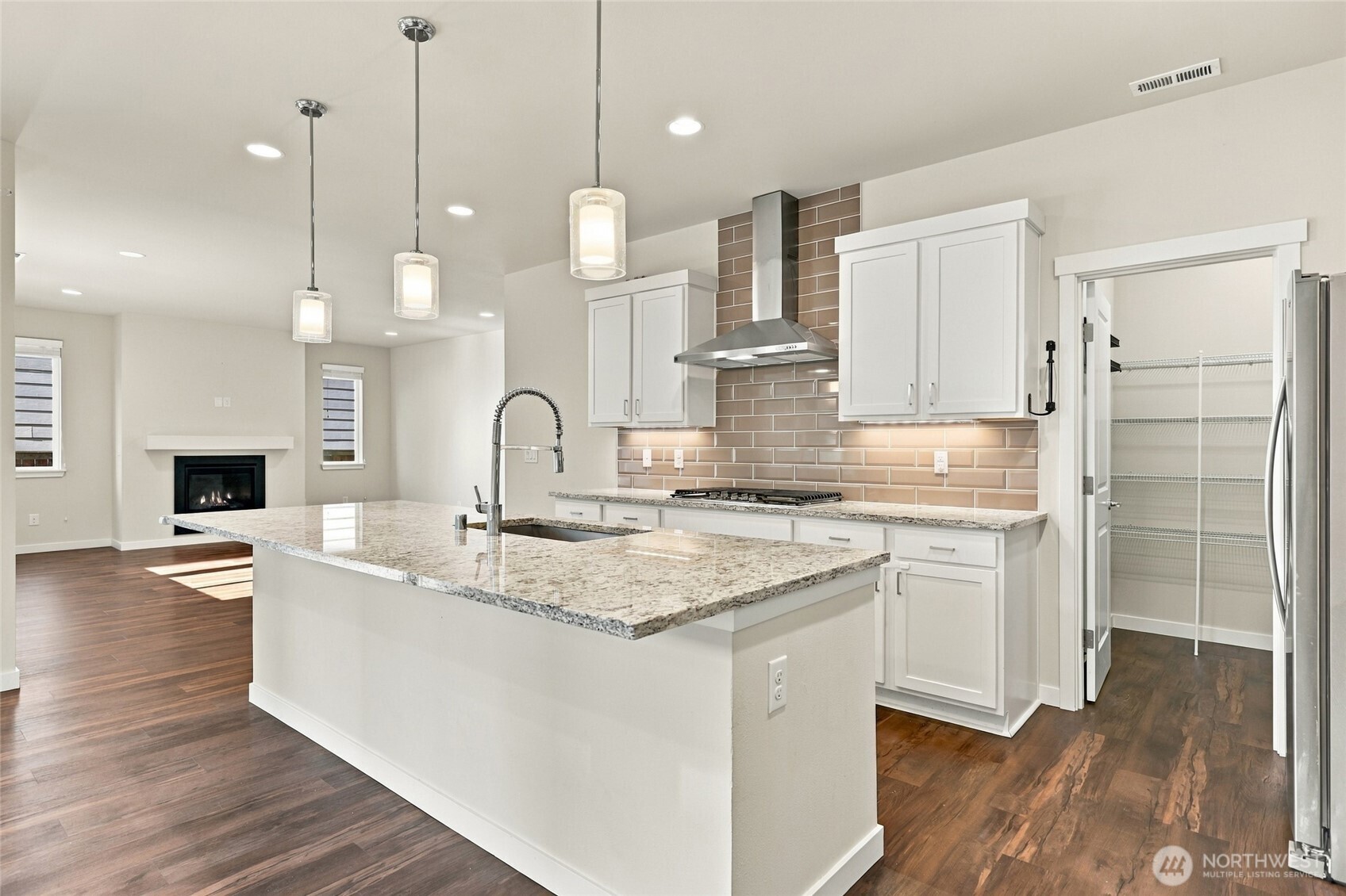25707 207th Place Property Photo 10