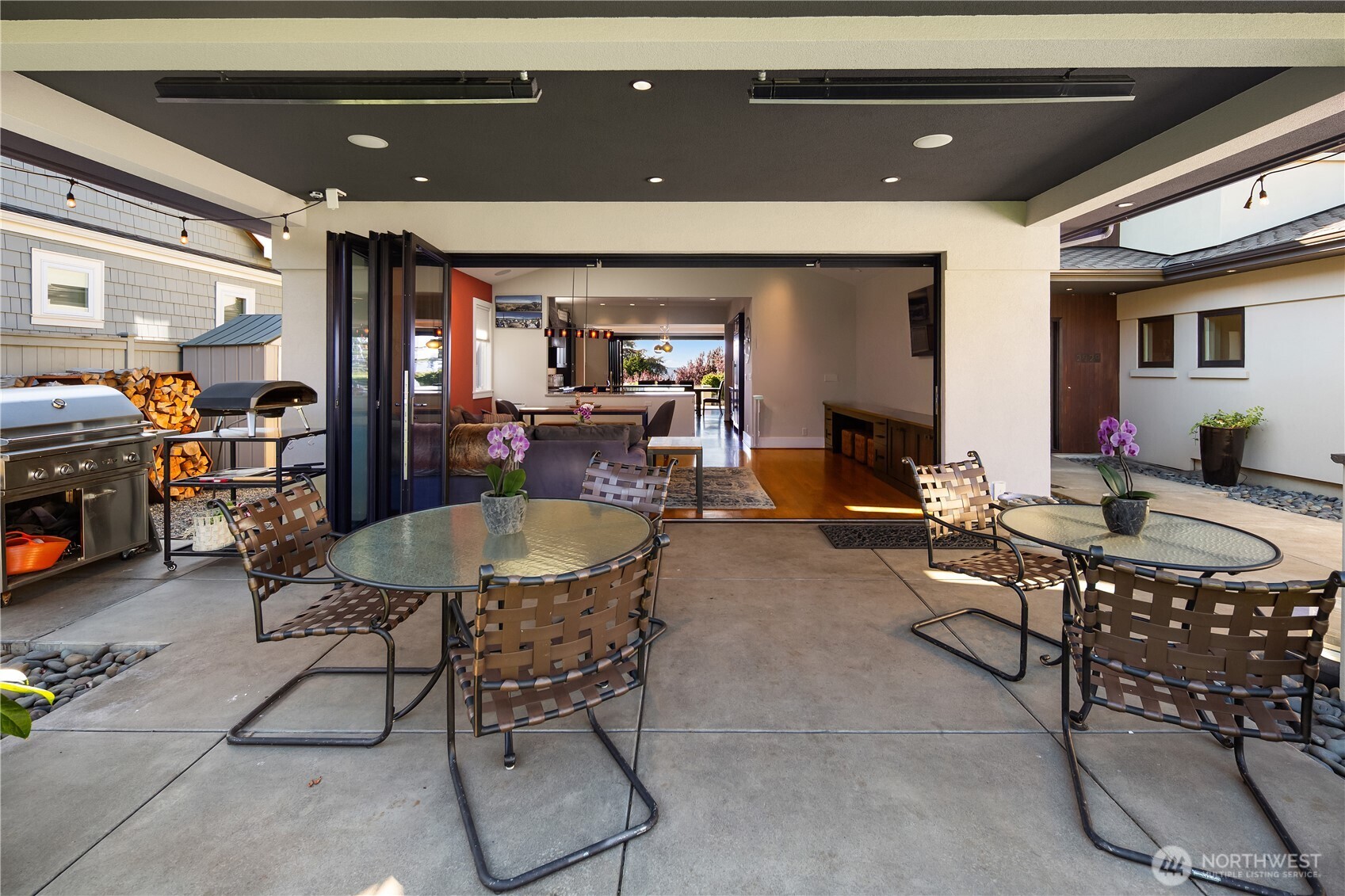 2820 Magnolia Boulevard Property Photo 14