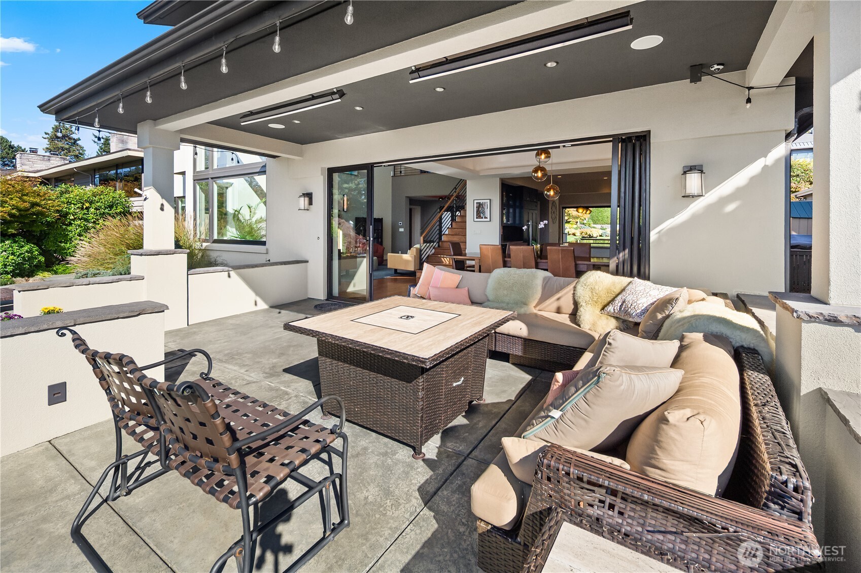 2820 Magnolia Boulevard Property Photo 18