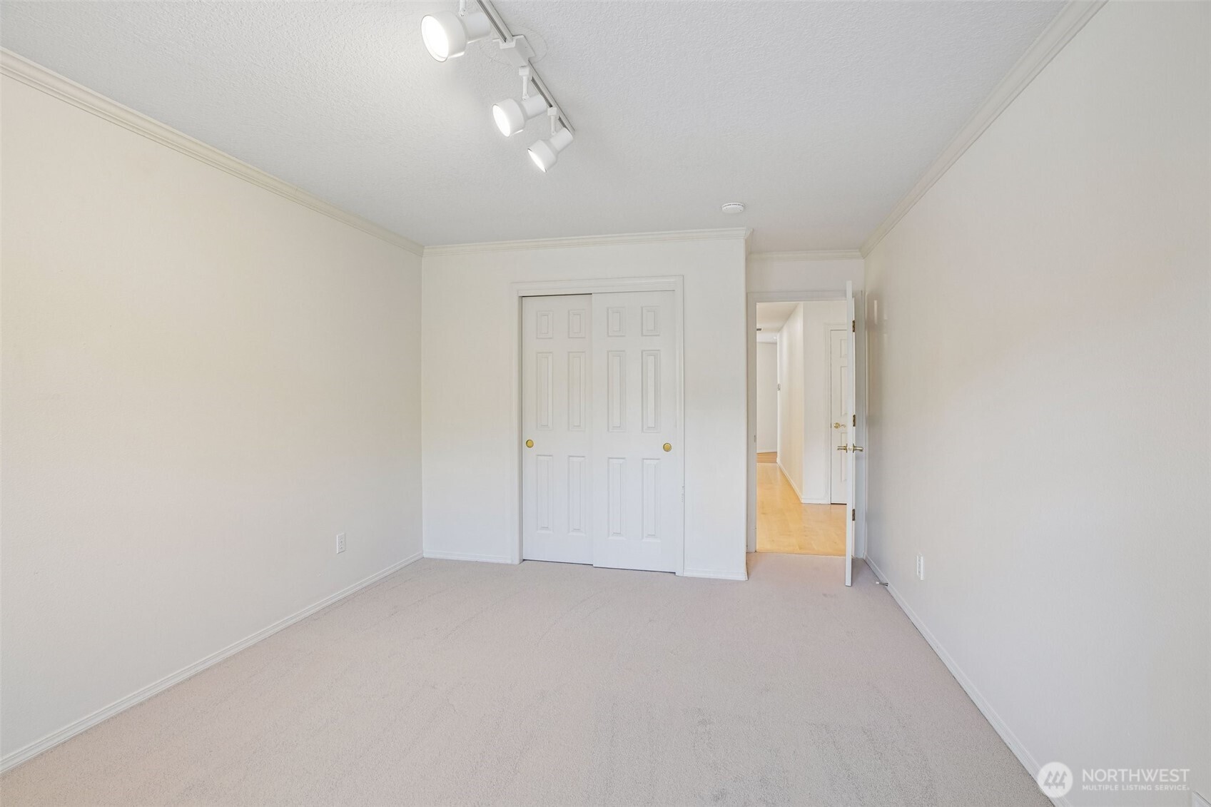 4715 Ne 142nd Street Property Photo 21