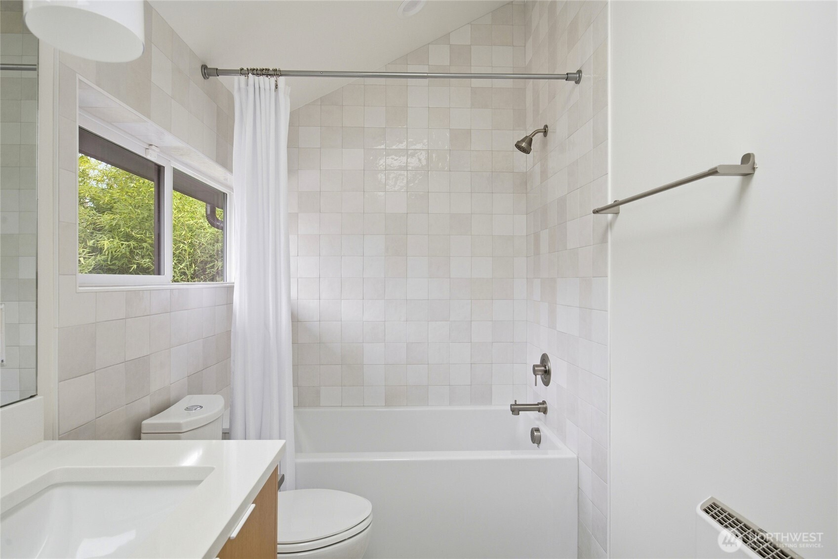 514 Ne 102nd Street B Property Photo 16