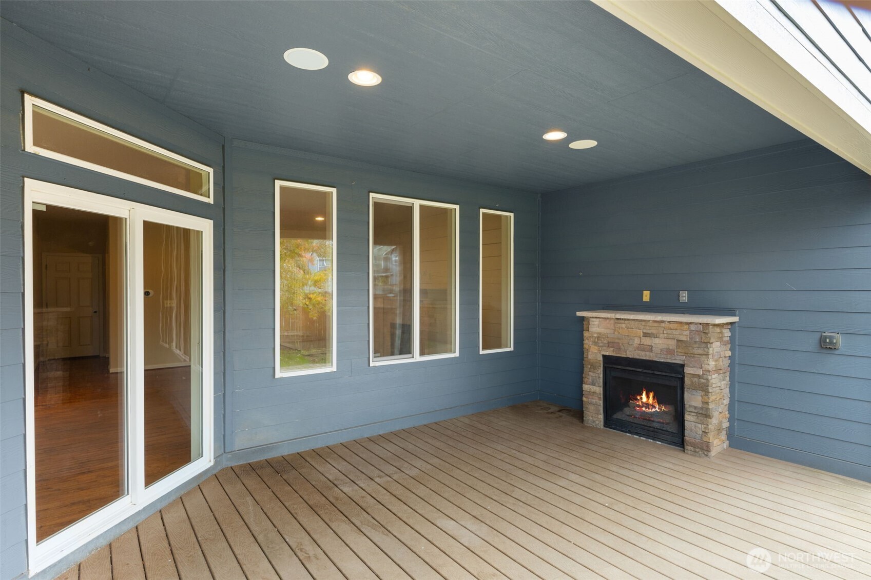 16418 82nd Avenue Property Photo 13