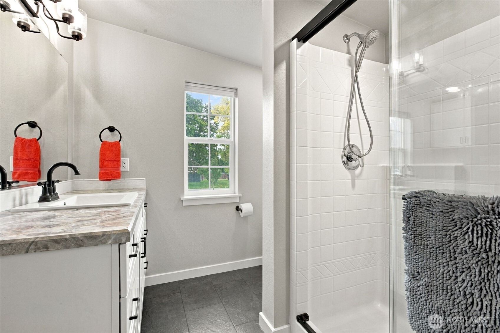 61 Thunder Road Property Photo 11