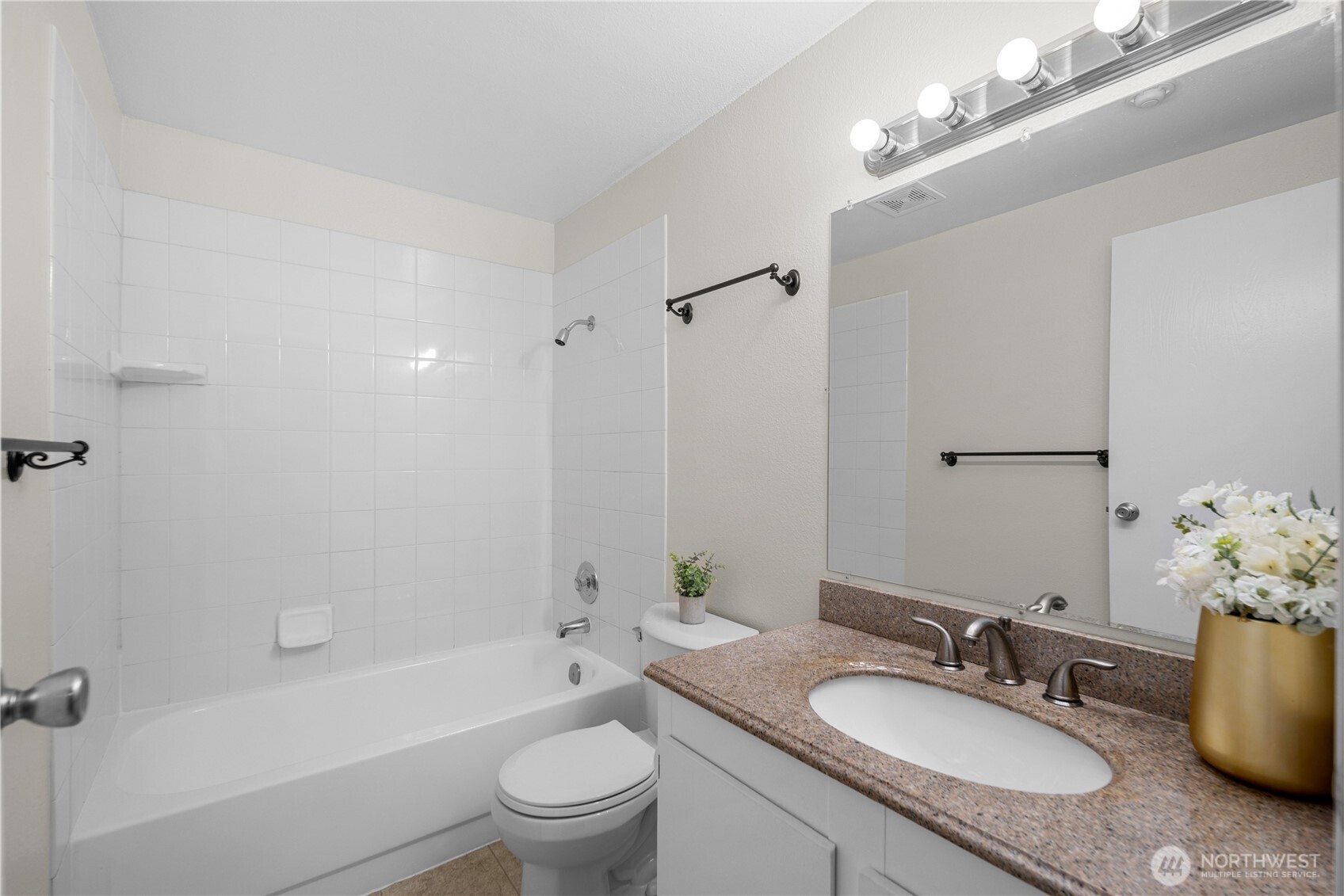 4709 176th Street C10 Property Photo 17