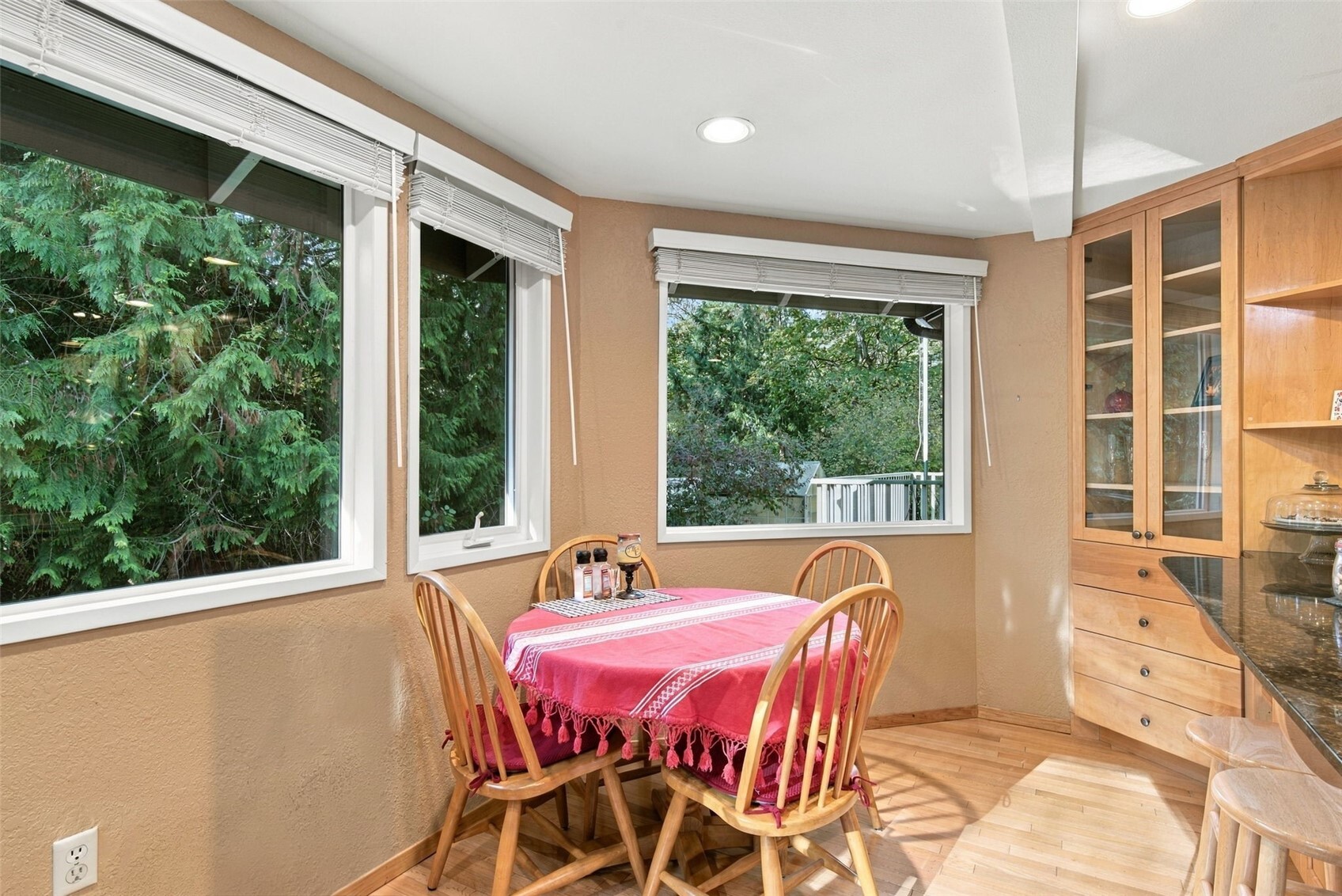 13717 214th Street Property Photo 11