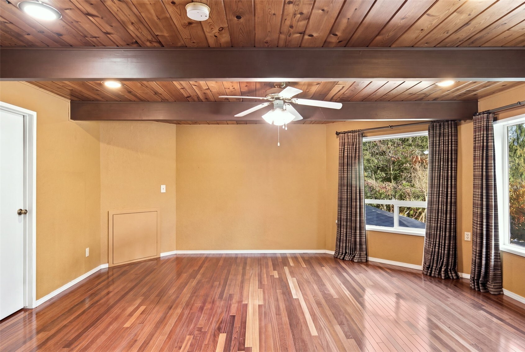 13717 214th Street Property Photo 17