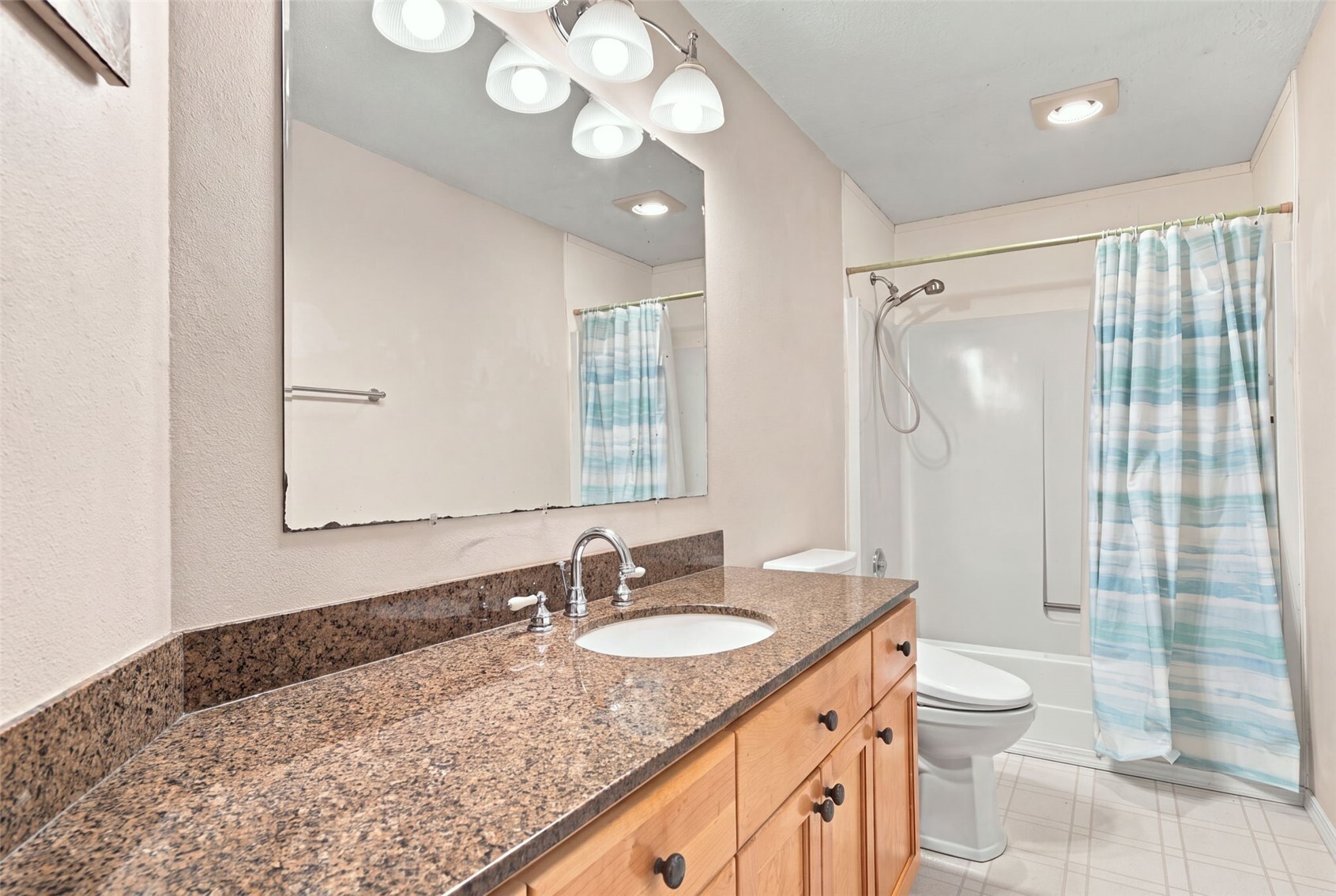 13717 214th Street Property Photo 28