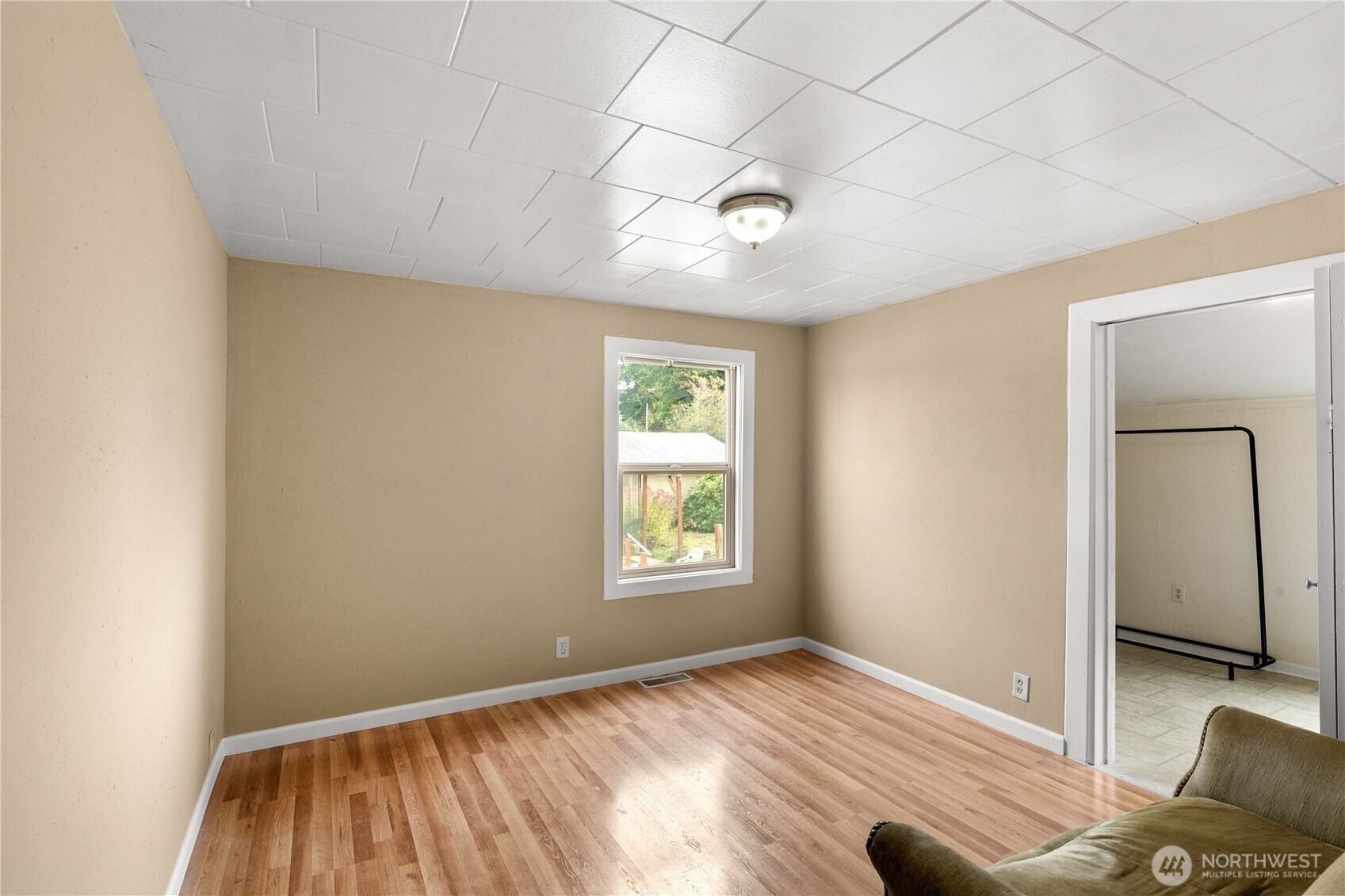 317 W Pine Street Property Photo 8