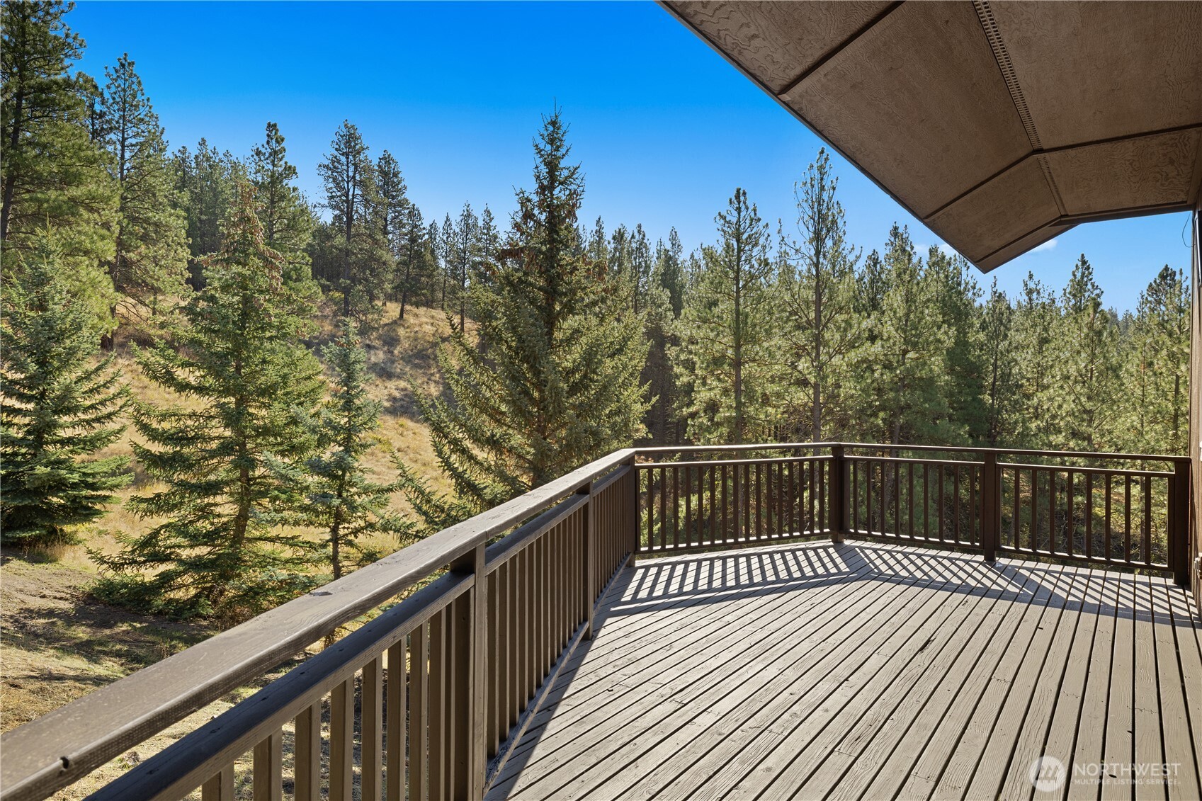 2262 Lambert Road Property Photo 14