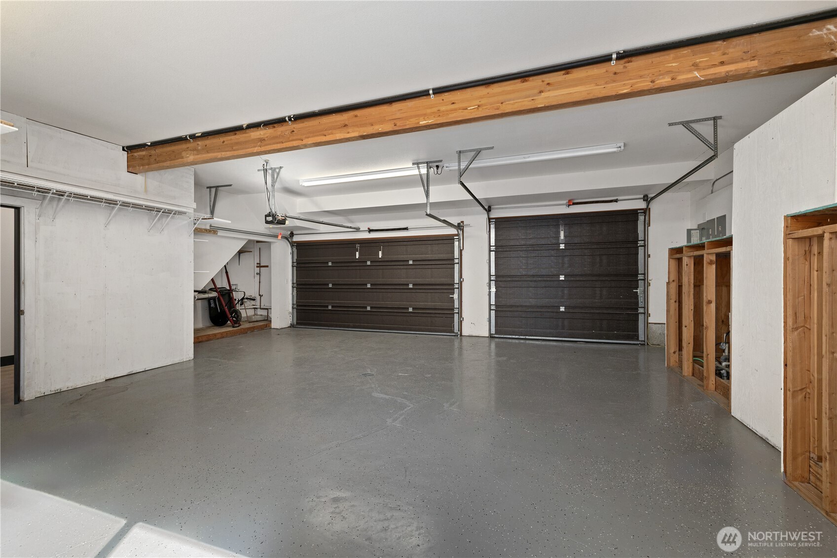 2262 Lambert Road Property Photo 17