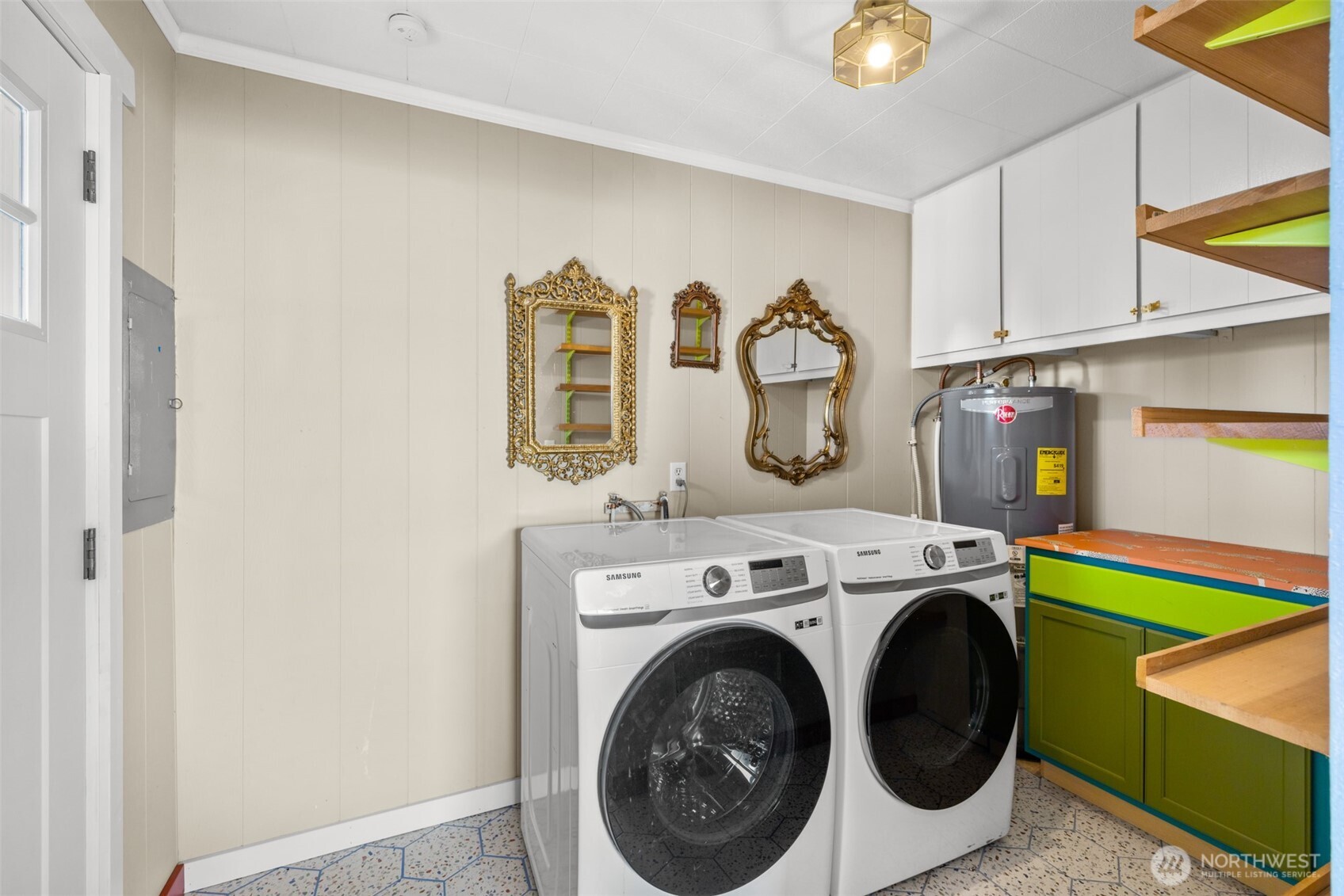 1227 E 4th Street Property Photo 12
