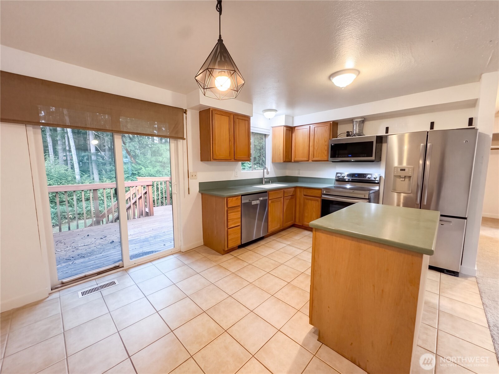 13615 97th Avenue Property Photo 6
